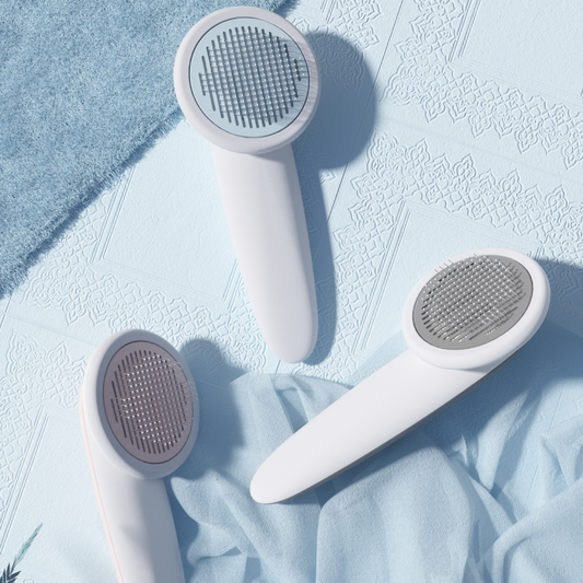 Bridle & Bone™ One-Click Self-Cleaning Grooming Brush