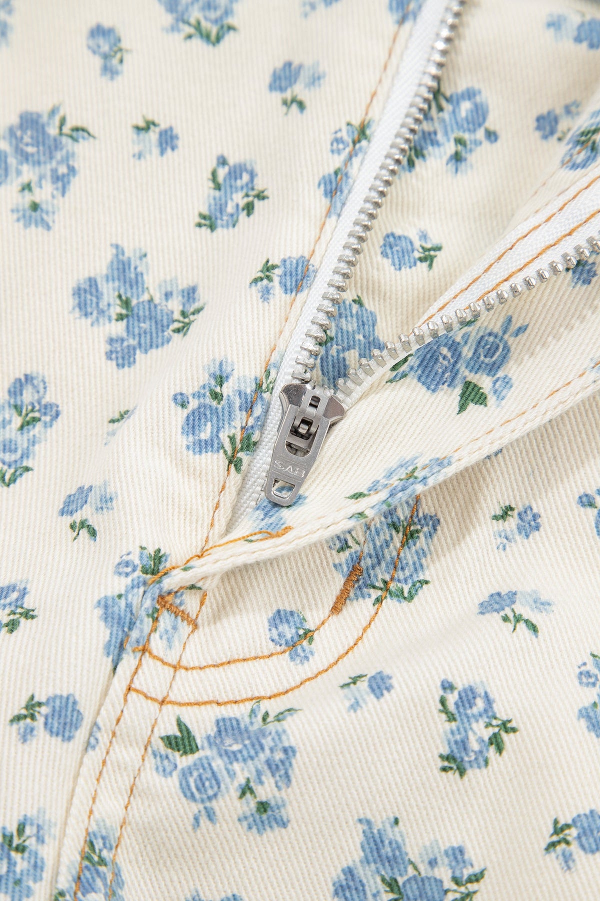 Wildflower Way Barrel Jeans